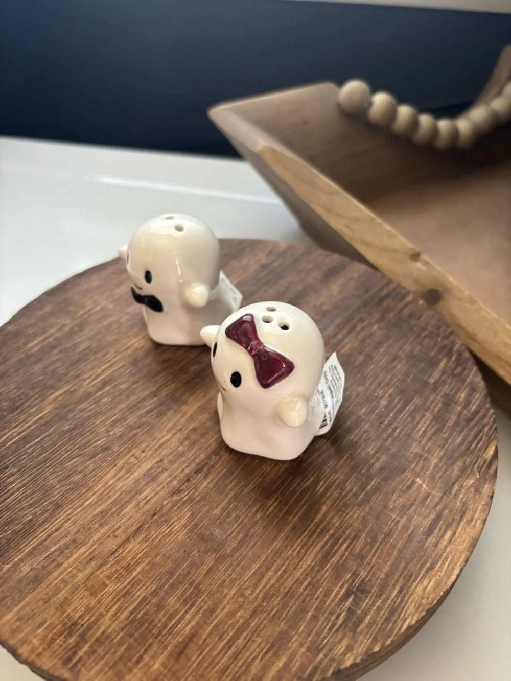 Cracker Barrel Mini Ghost Bow Tie And Hairbow Salt & Pepper Shaker Set 2025 New*